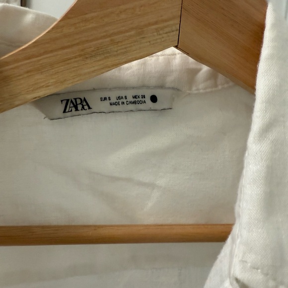 Linen Button-Up Shirt - Picture 3 of 3